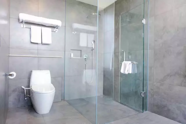 Studio 30 Bath Room