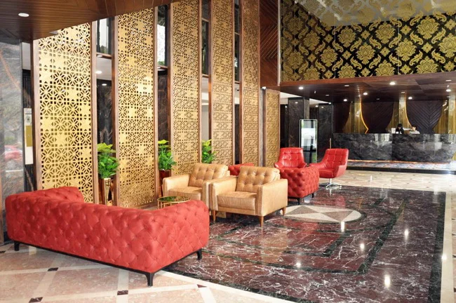 Beverly Hotel Lobby