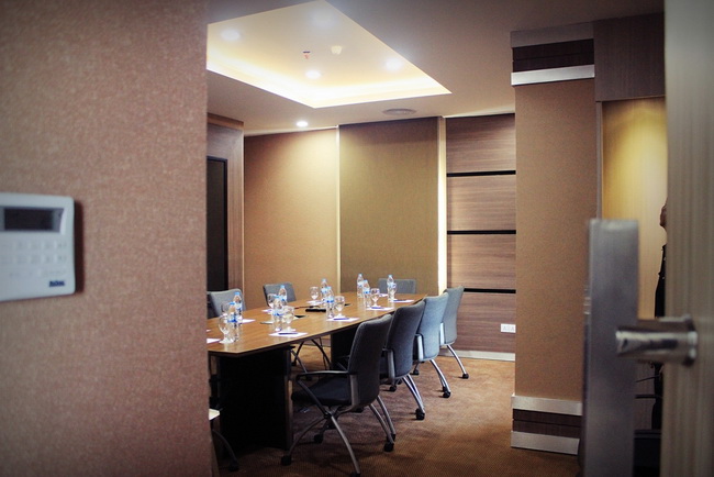 Biz Hotel Meeting Room