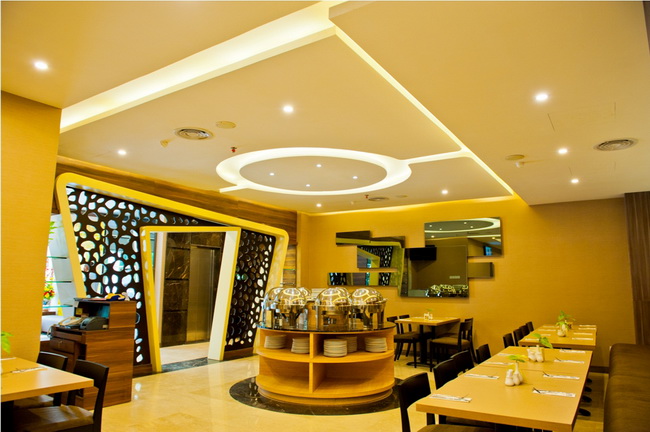 Biz Hotel Restaurant