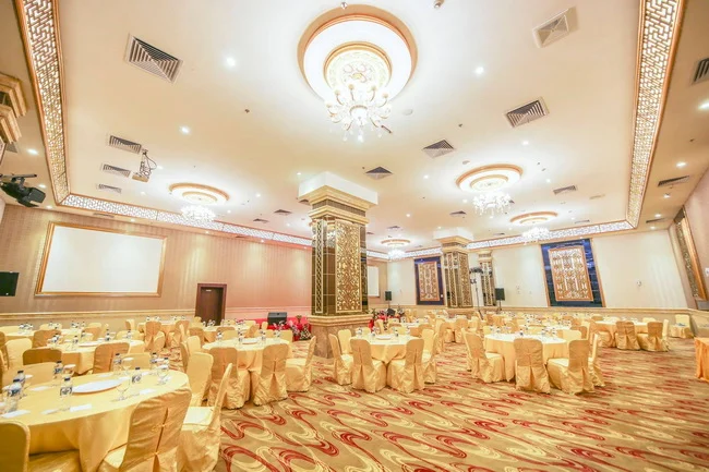 City Hotel Ballroom