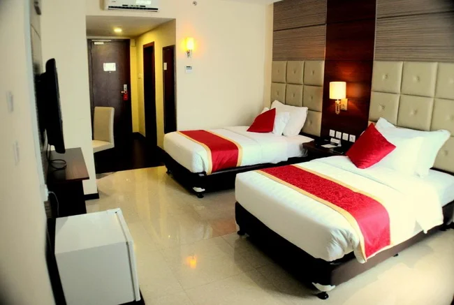Gideon Hotel Deluxe Room Twin Bed