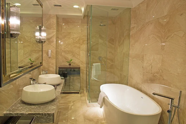 Grand i-Hotel Suite Room (Bathroom)