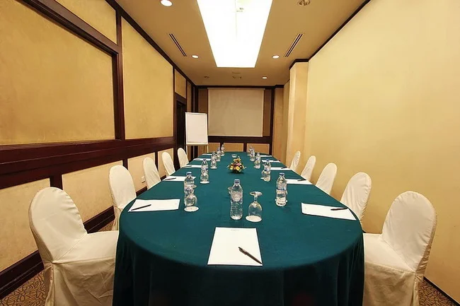 Harmoni Hotel Meeting Room