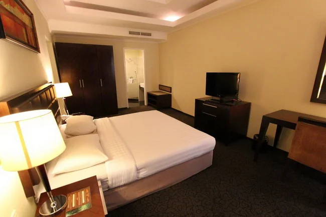 Harmoni One Executive Suite Room