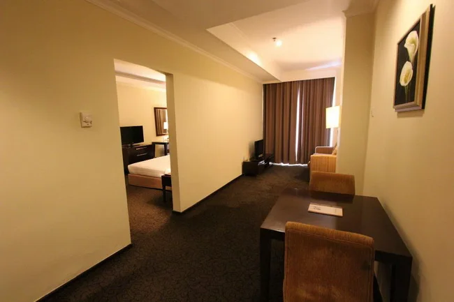 Harmoni One Executive Suite Room