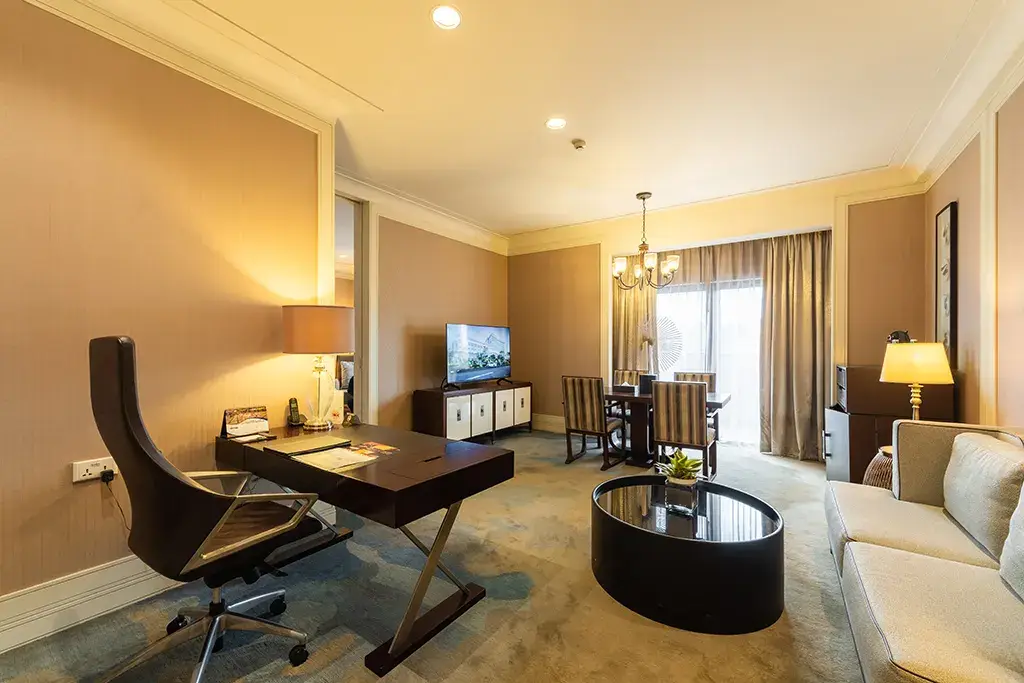 i Hotel Nagoya Suite Room