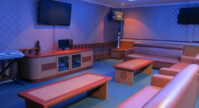 ktm resort batam karaoke room 