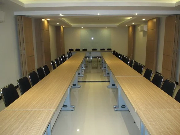 Night and Day Hotel Meeting Room