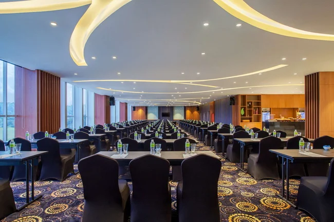 Radisson Meeting Room