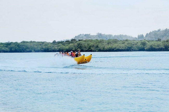 Water Activities at Ranoh Island