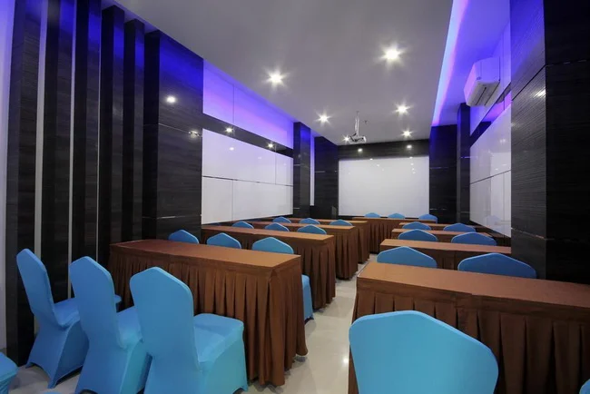 Sky Inn Express Meeting Room