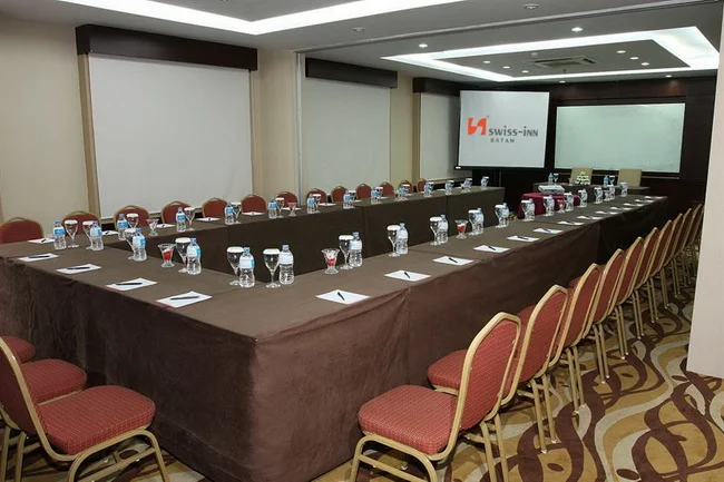 Swiss Bellinn Baloi Meeting Room