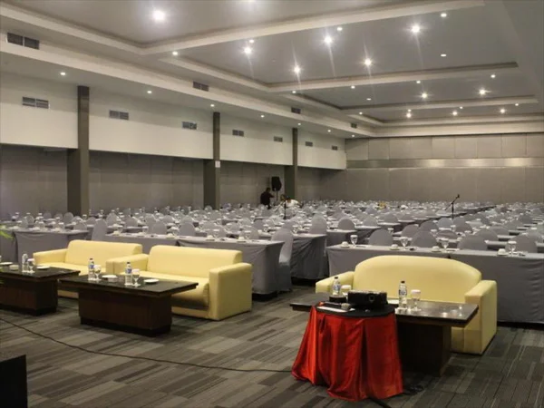 The Hills Hotel Ballroom