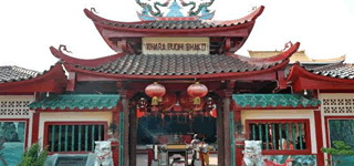 One Day Batam Temple Tour